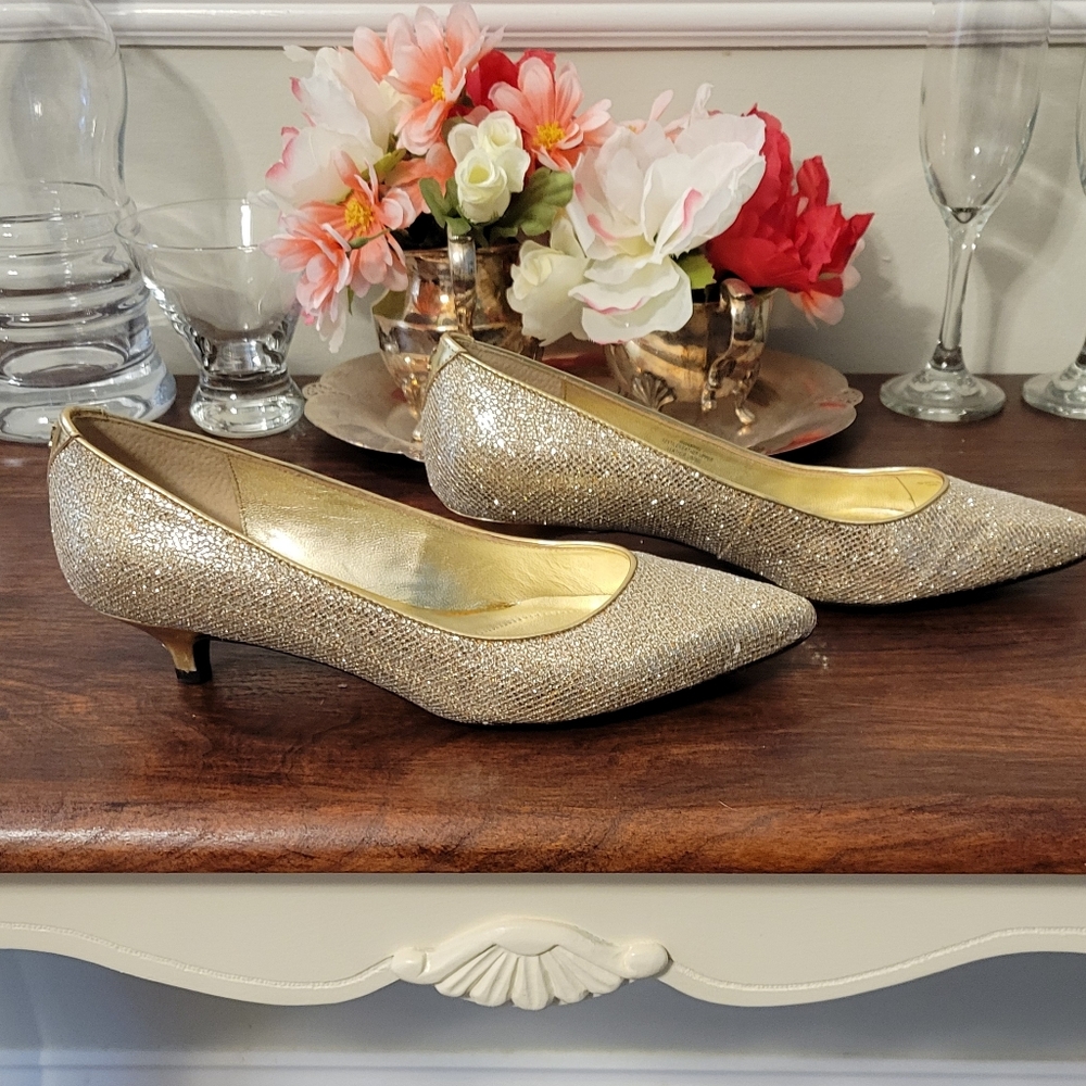 Isaac Mizrahi Glittering Gold Heels